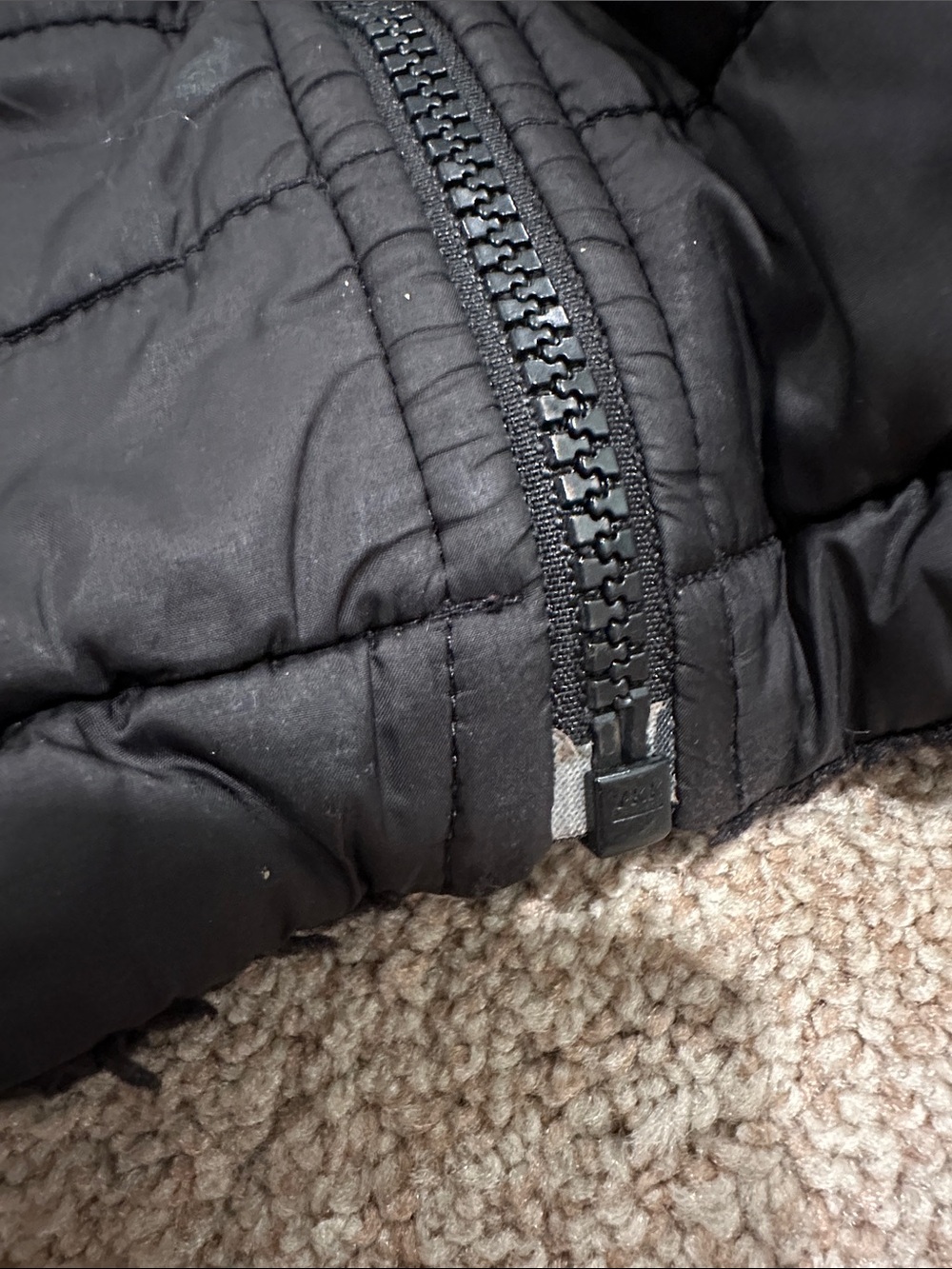 The North Face Kids Black Puffer Jacket reversible!! - Picture 5 of 10